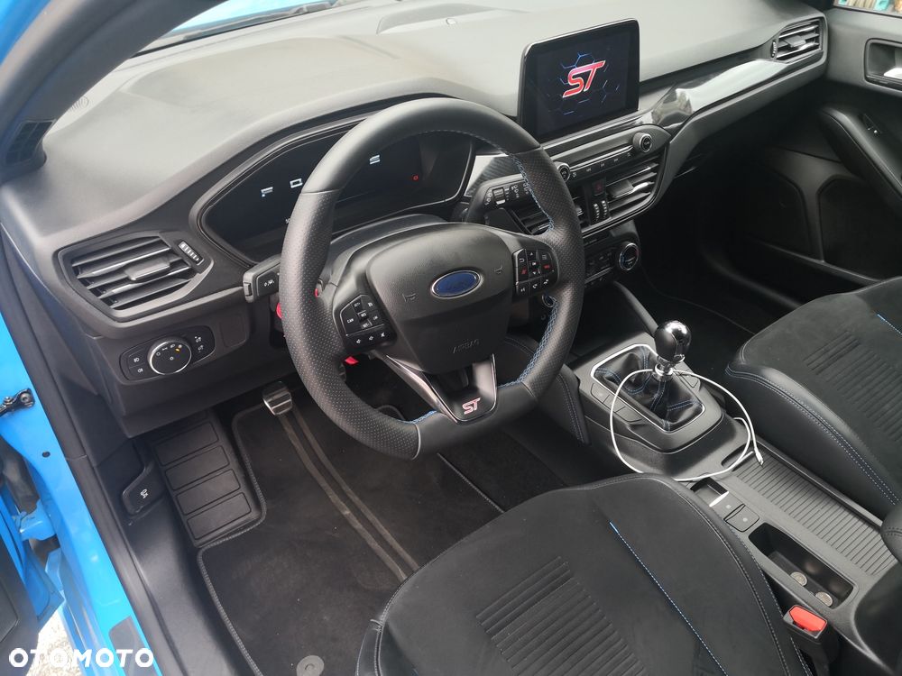Ford Focus 2.3 EcoBoost ST Edition - 6