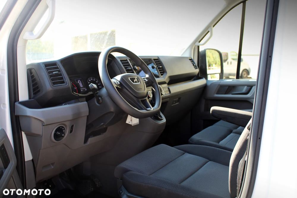 Volkswagen Crafter AT8 Brygadowy - zabudowa Carpol 7os. - 18