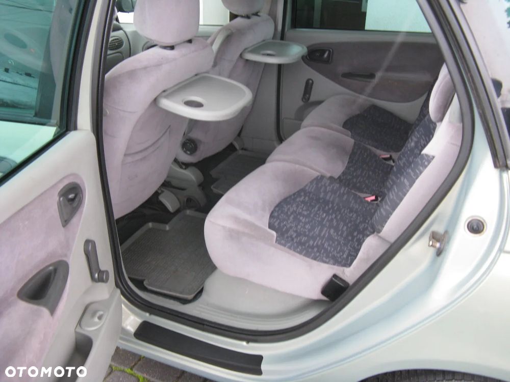 Renault Scenic Megane 1.8i RXE 16V - 11