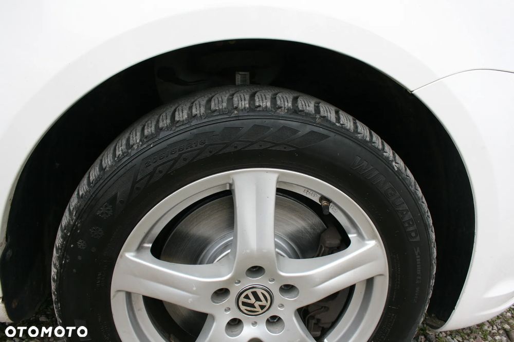 Volkswagen Touran 1.4 TSI MATCH - 10