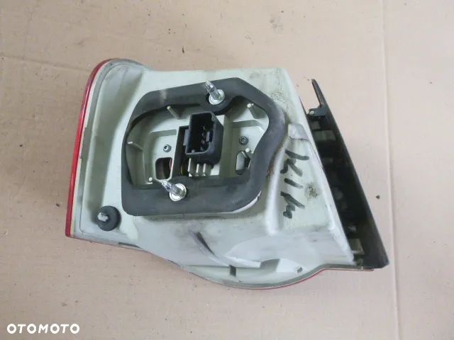 LAMPA PRAWY TYŁ PRAWA TYLNA VOLKSWAGEN JETTA V 05-10 - 6