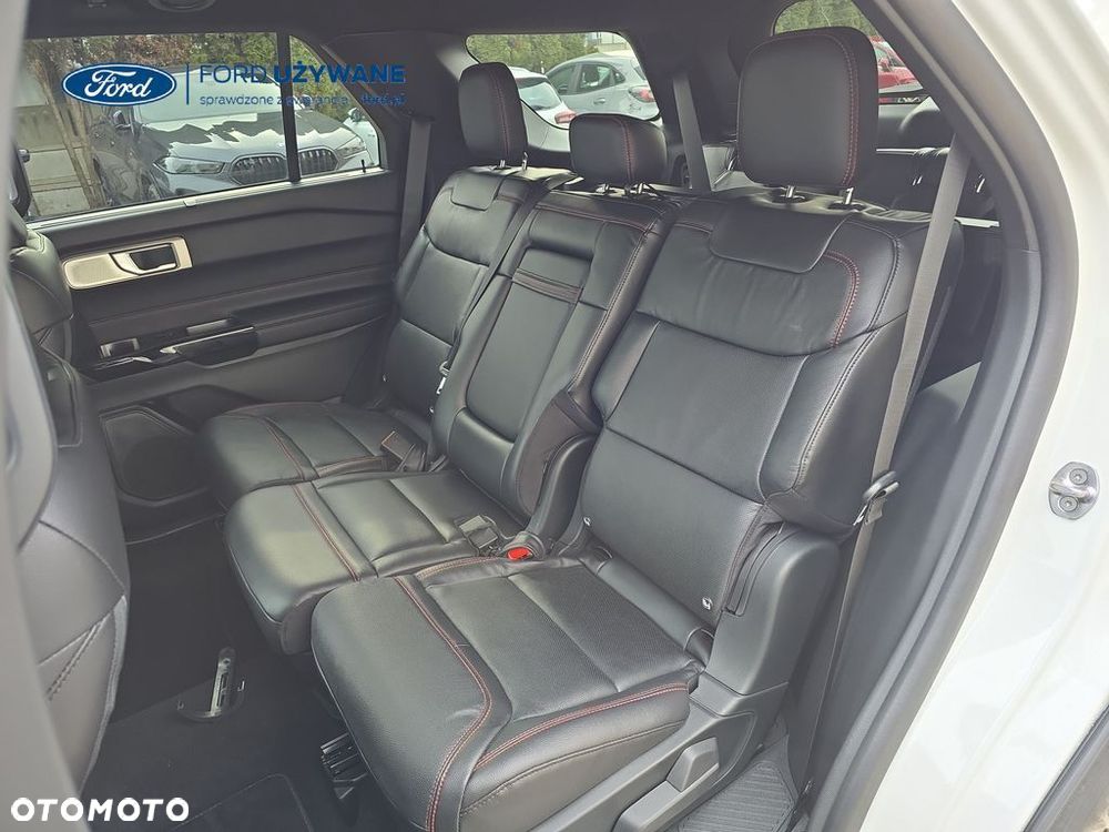 Ford Explorer - 23