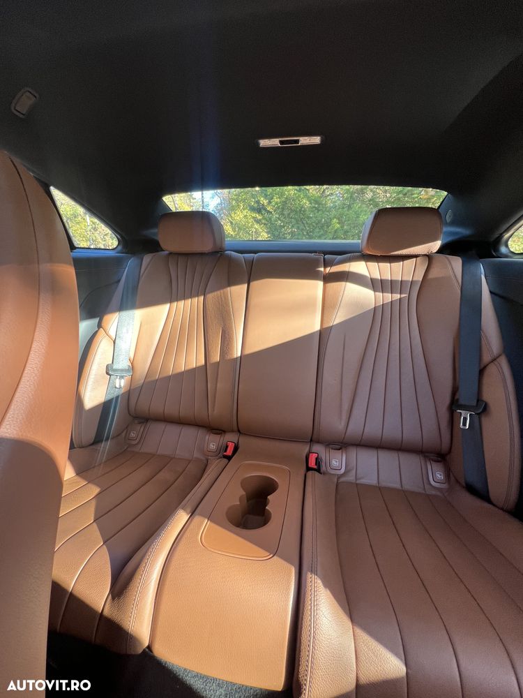 Mercedes-Benz E 300 9G-TRONIC AMG Line - 6
