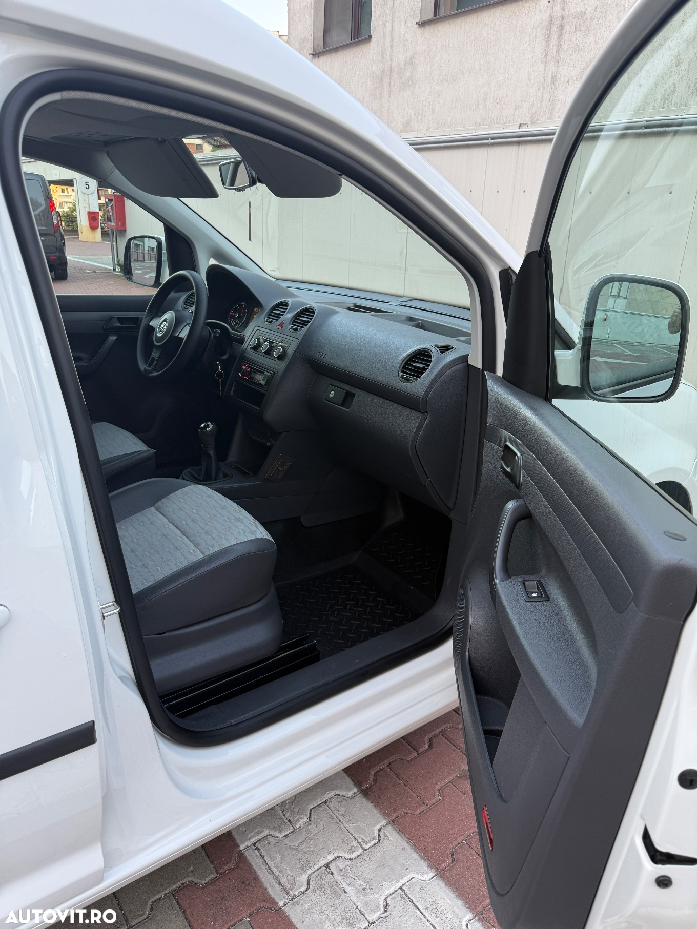 Volkswagen Caddy 1.6 TDI (7-Si.) BMT Maxi Startline - 21