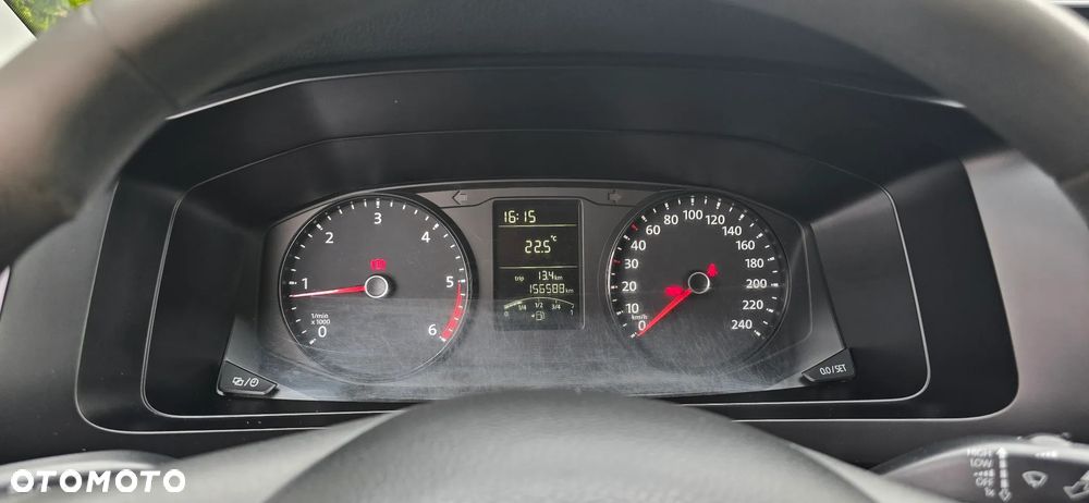 Volkswagen Transporter - 24