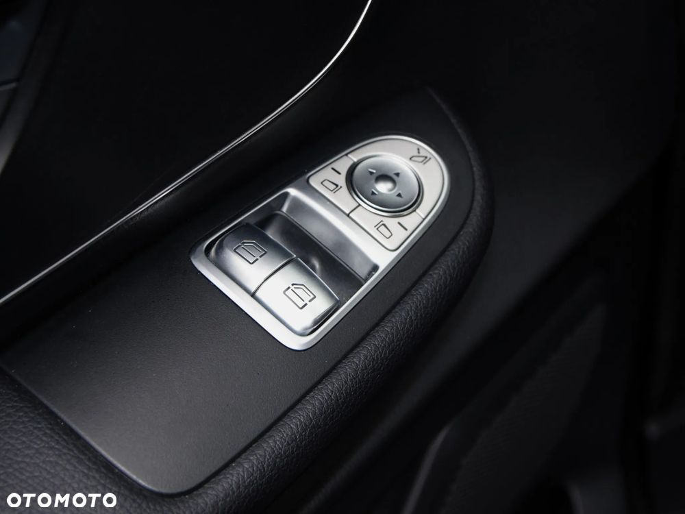 Mercedes-Benz Klasa V 220 d lang 9G-TRONIC - 18