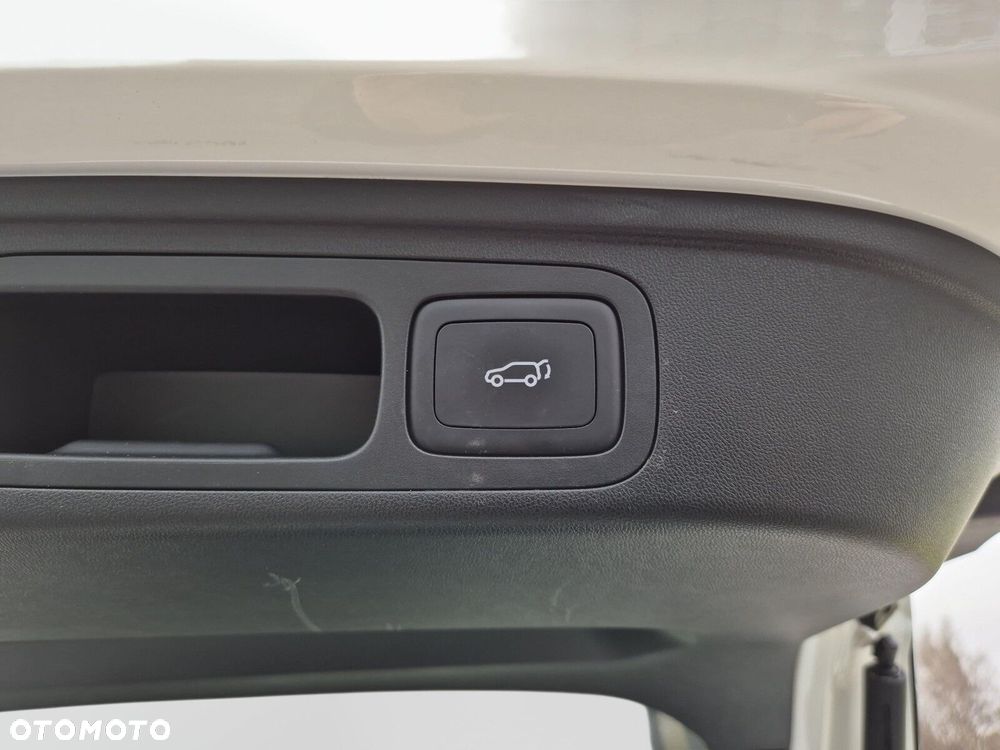 MG HS 1.5 T-GDI Exclusive DCT - 31