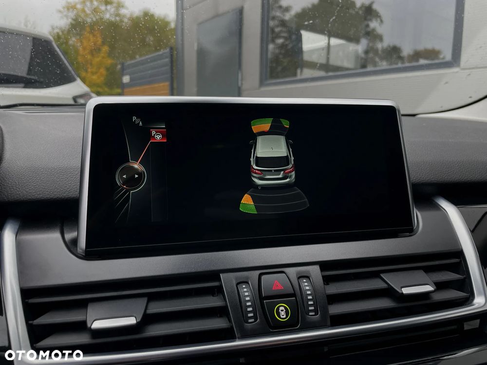 BMW Seria 2 218d Sport-Aut M Sport - 29