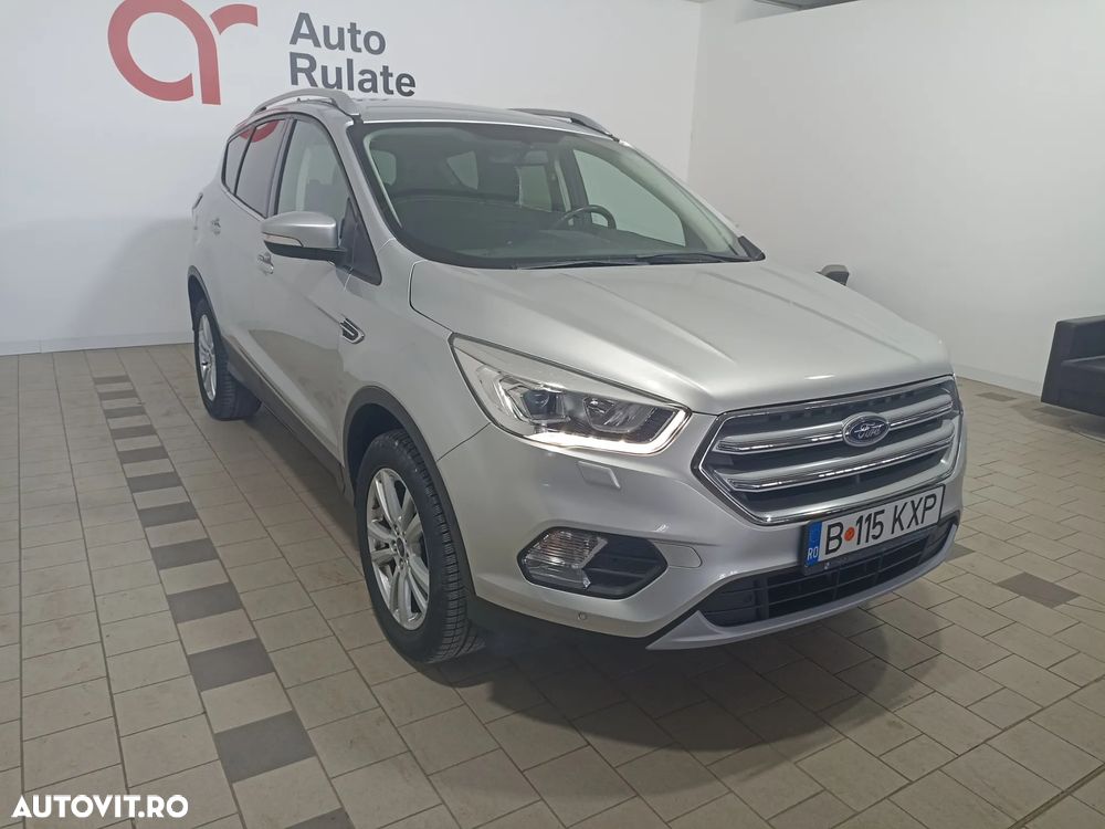 Ford Kuga 1.5 EcoBoost 2WD Trend - 2