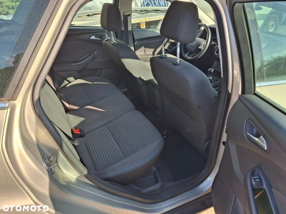 Ford Focus 1.5 TDCi Titanium ASS - 13