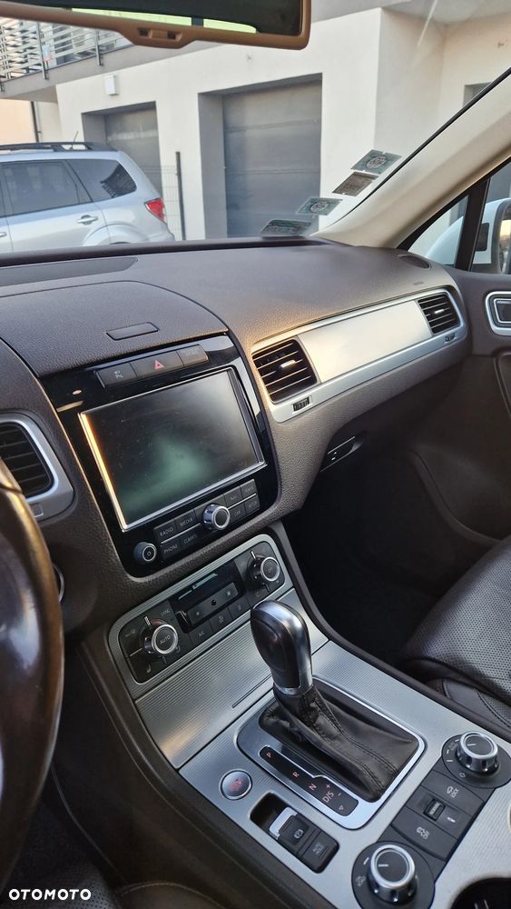 Volkswagen Touareg - 14