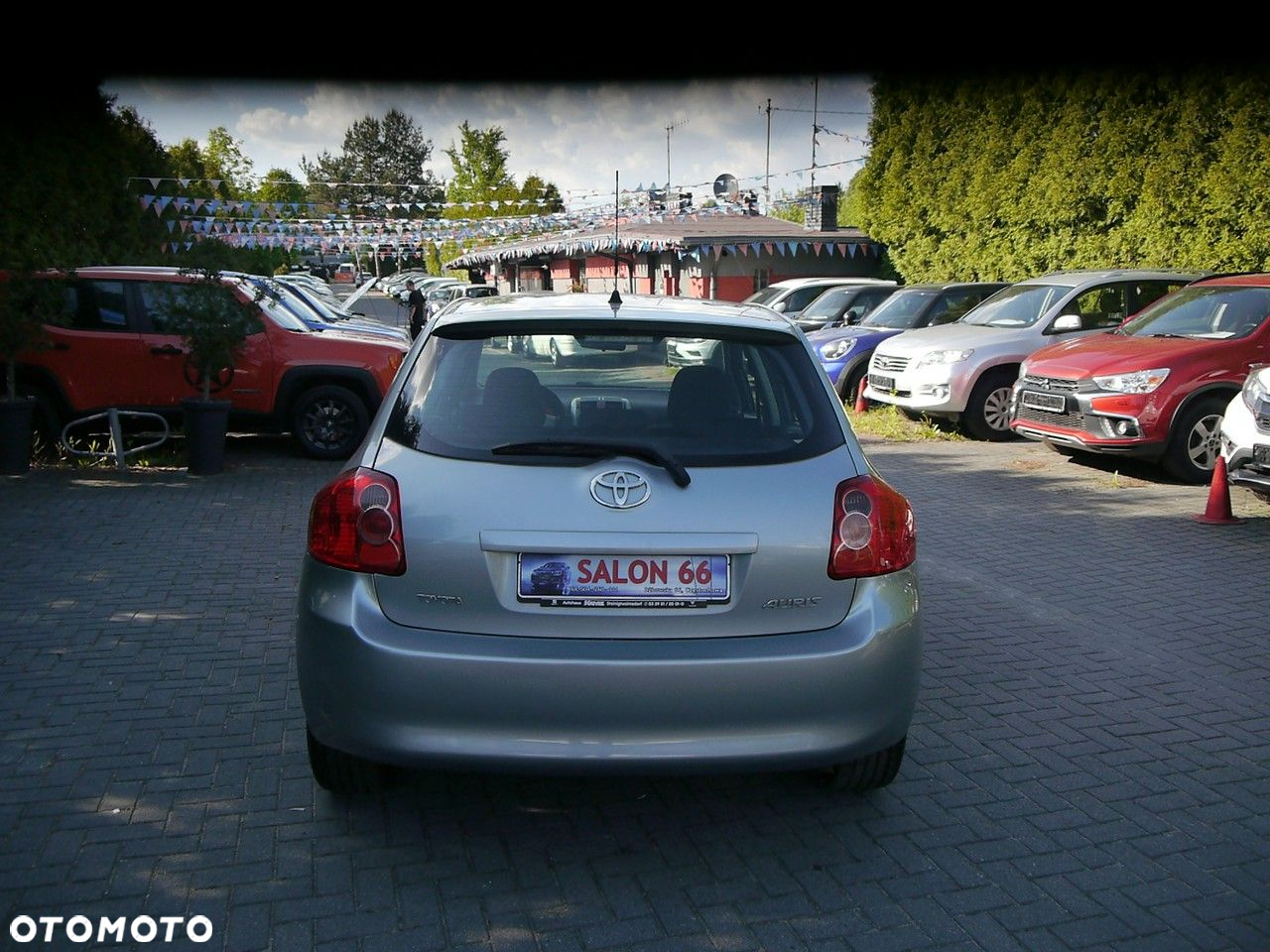 Toyota Auris 1.33 VVT-i Terra - 17