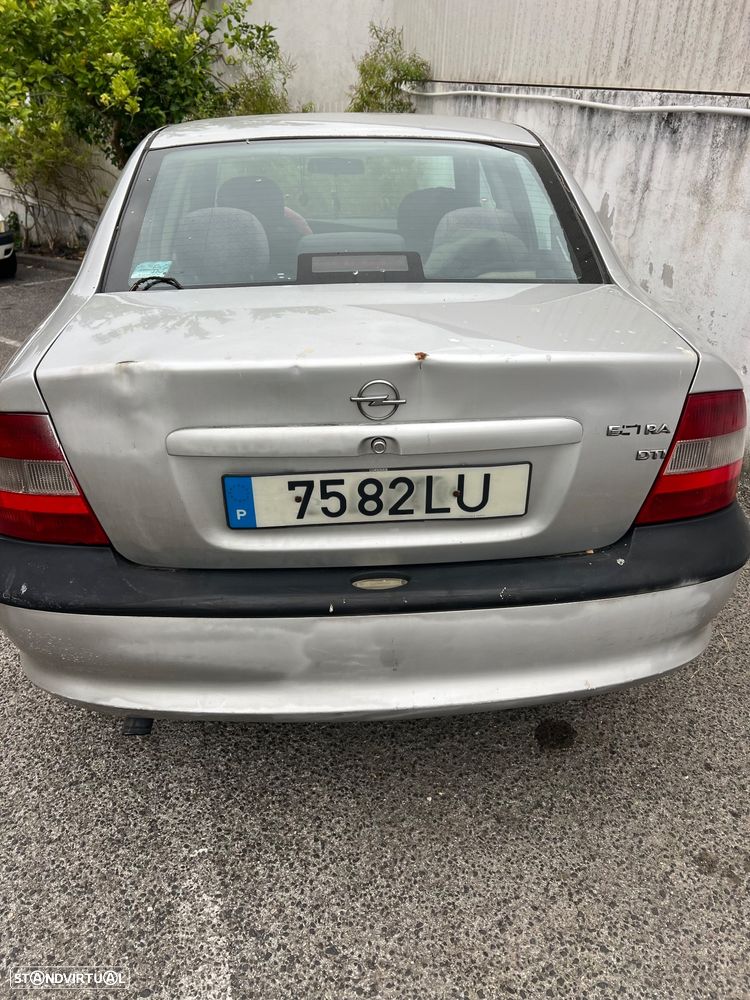 Opel Vectra 2.0 TDi GL - 3