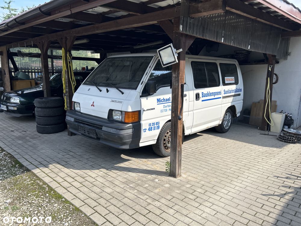 Mitsubishi L300 - 1