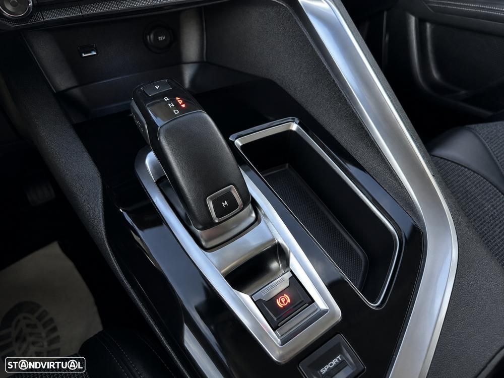 Peugeot 5008 1.5 BlueHDi Allure EAT8 - 35