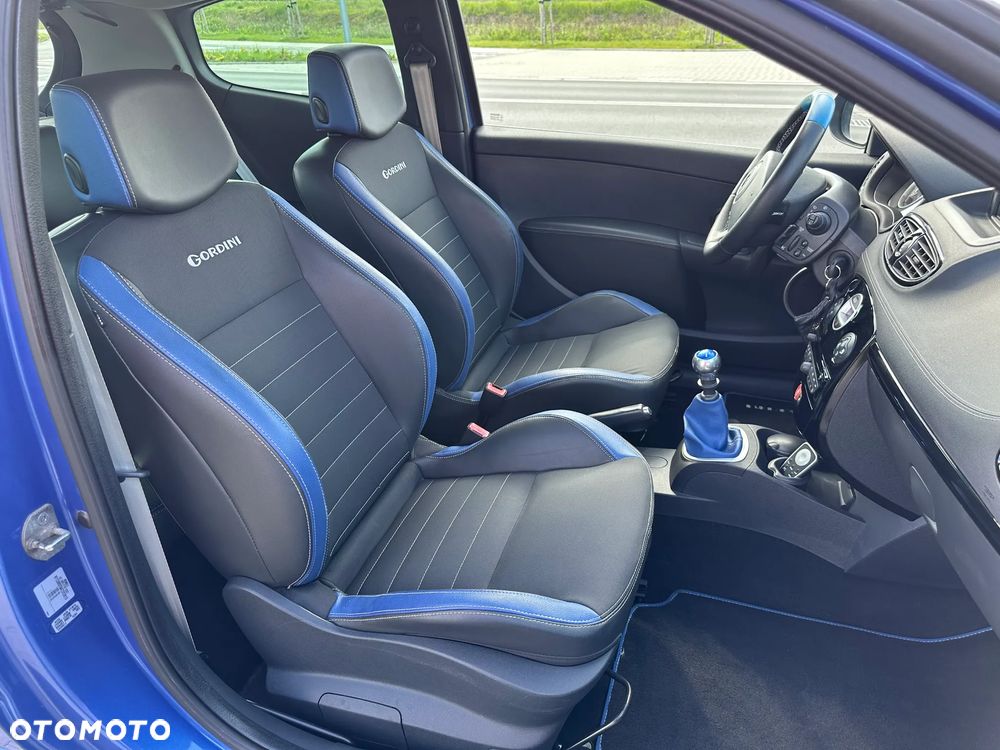 Renault Clio 1.6 16V 130 Gordini - 19
