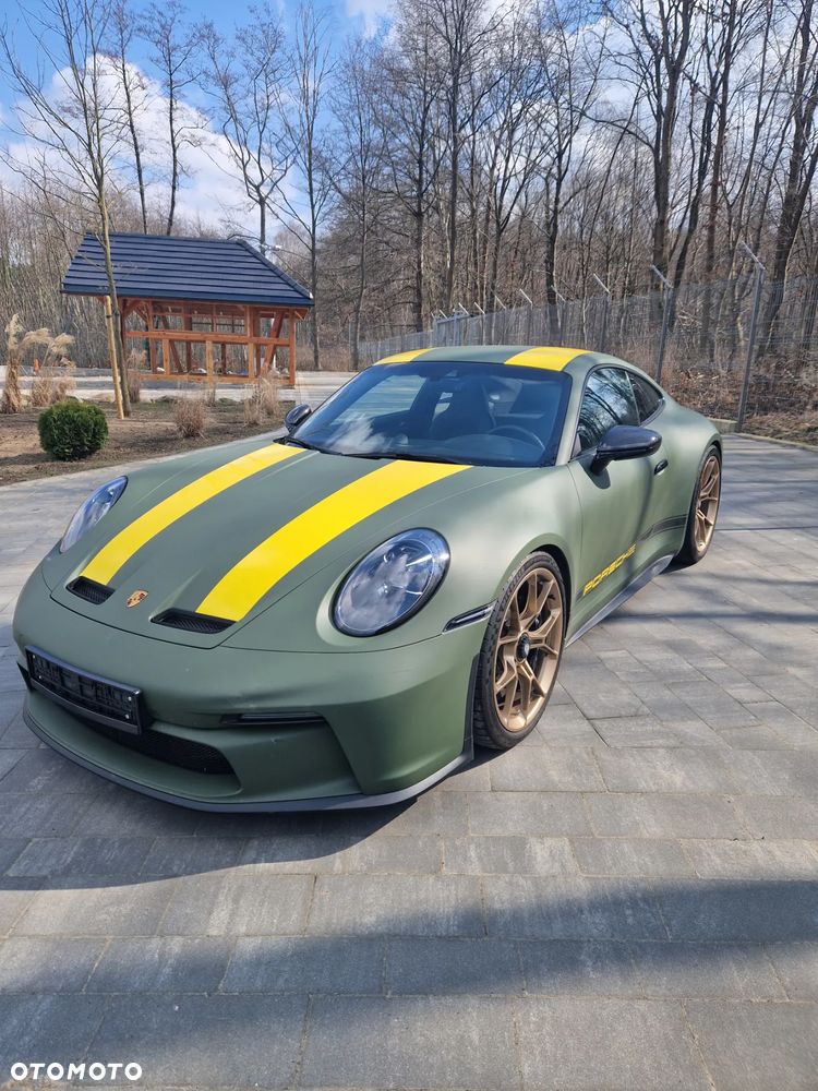 Porsche 911 GT3 Touring - 6