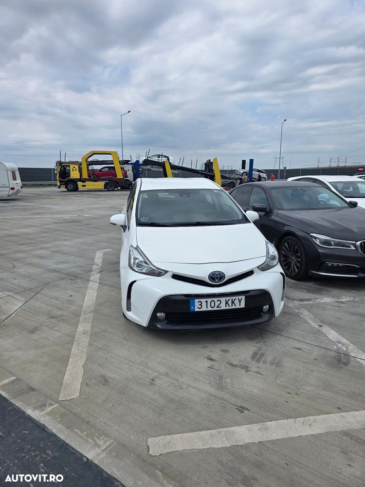 Toyota Prius+ - 3