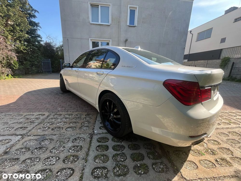 BMW Seria 7 ActiveHybrid - 12