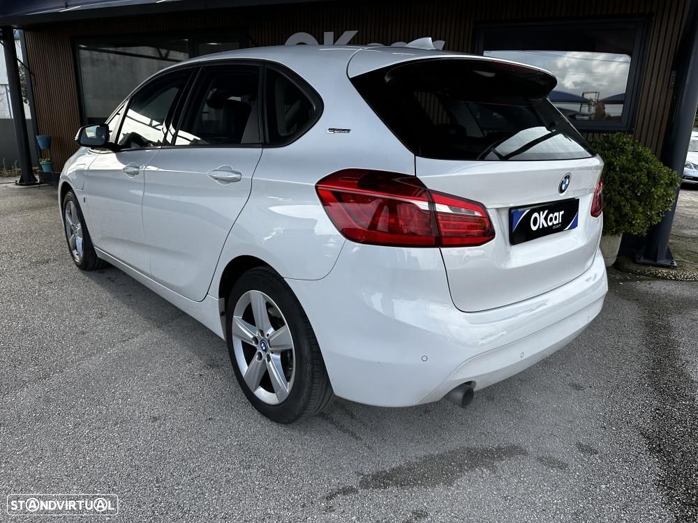 BMW 225xe Active Tourer Line Luxury - 2