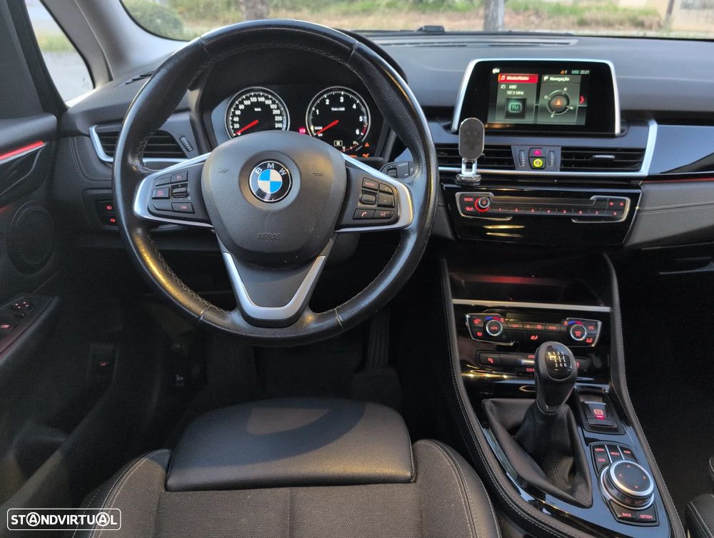 BMW 216 Gran Tourer d 7L - 29