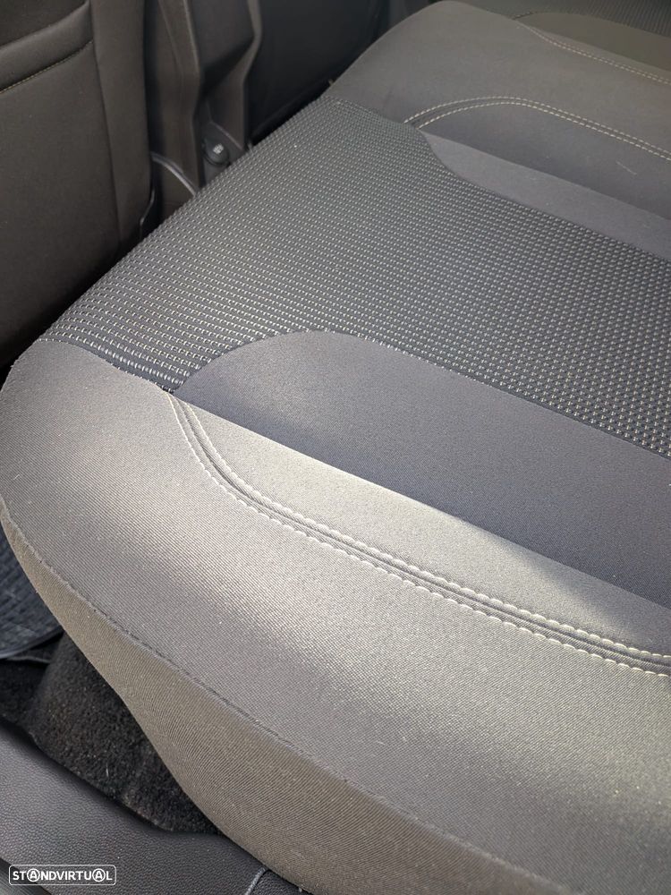 Ford Fiesta 1.0 T EcoBoost Titanium - 19