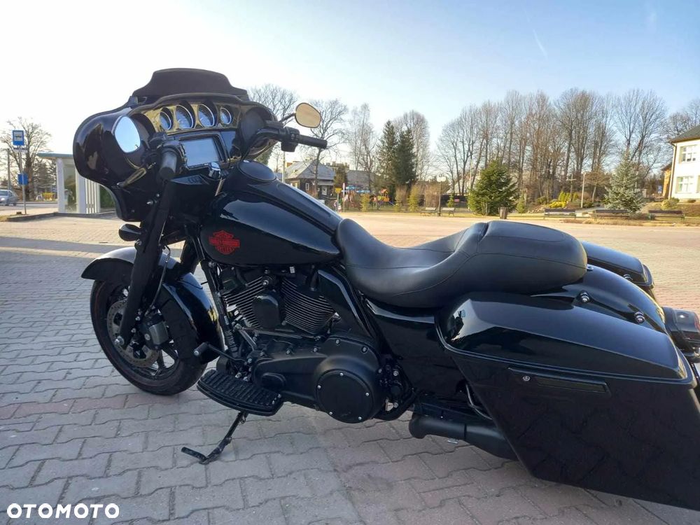 Harley-Davidson Touring Electra Glide - 12