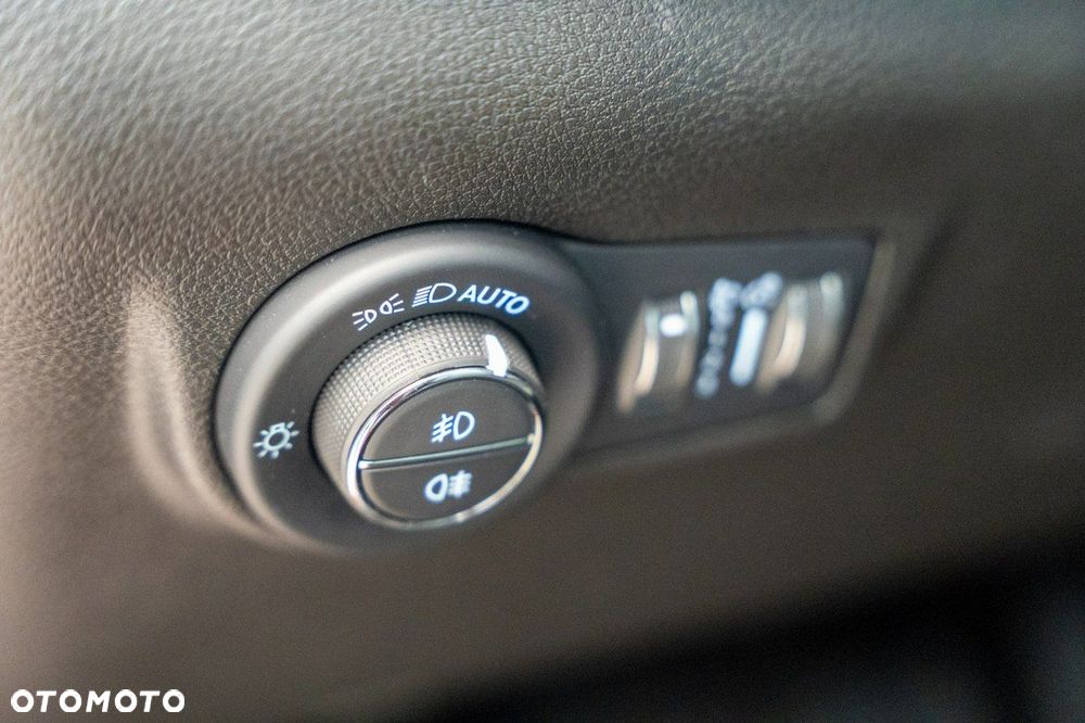 Jeep Compass 1.5 GSE T4 48V e-Hybrid Automatik Limited - 19