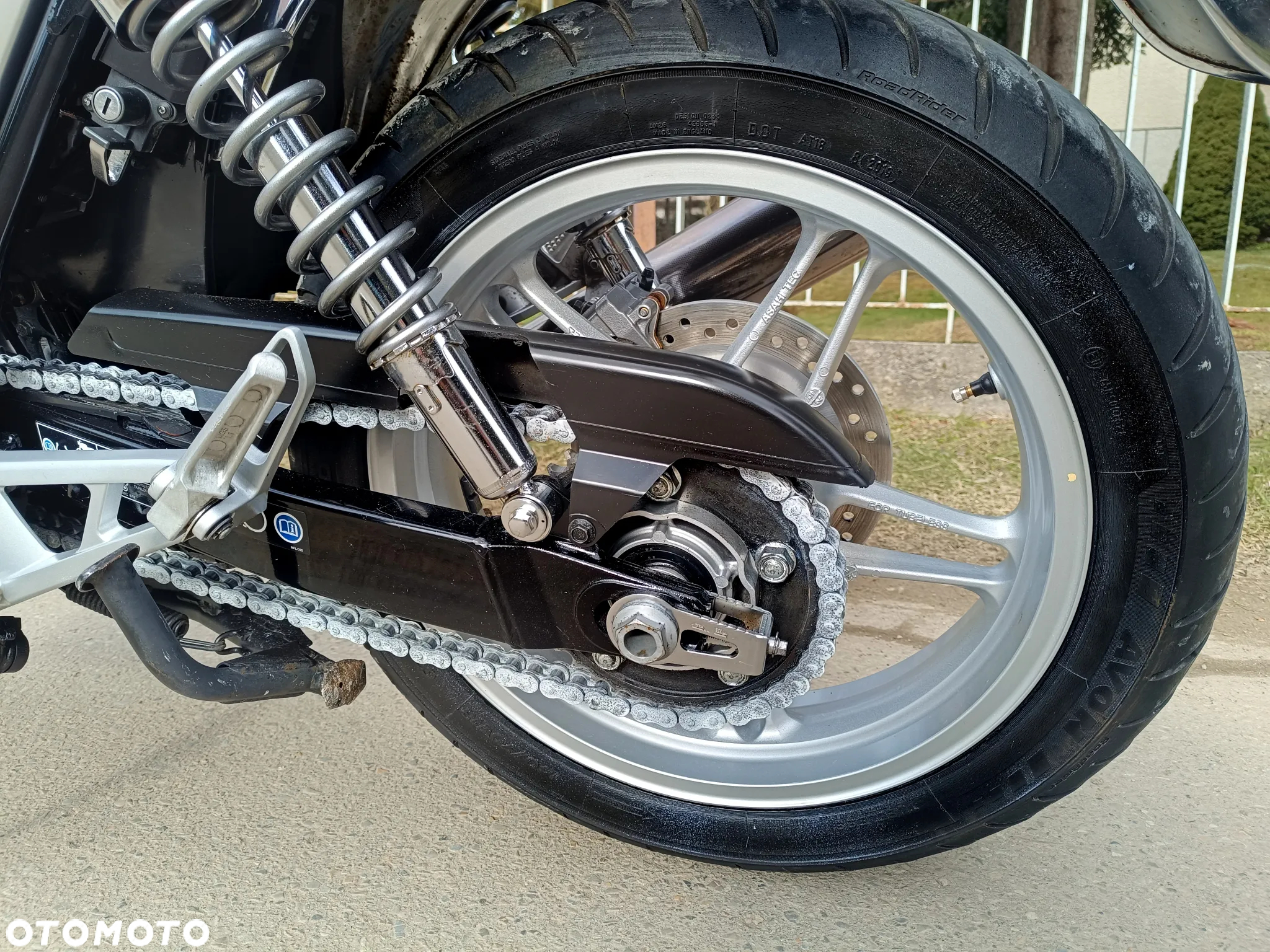 Honda CB - 9