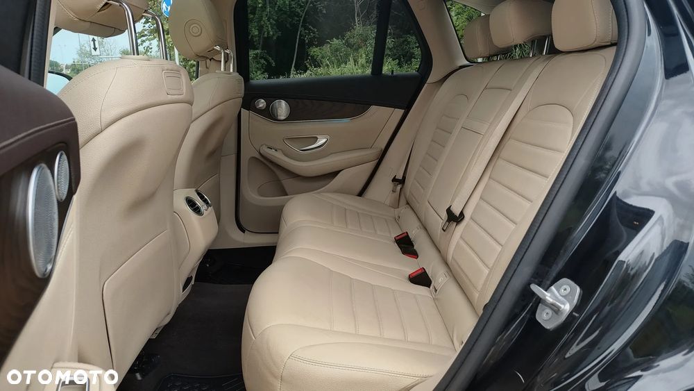 Mercedes-Benz GLC 250 4-Matic - 9