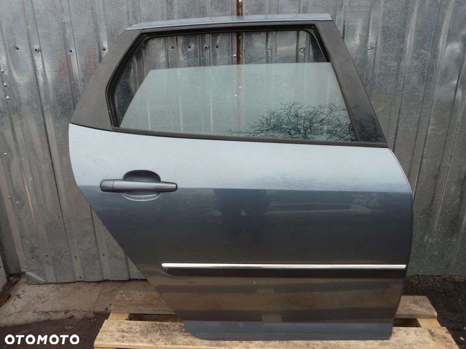 Drzwi tylne prawe Peugeot 407 SW EZWD bez malowania - 1