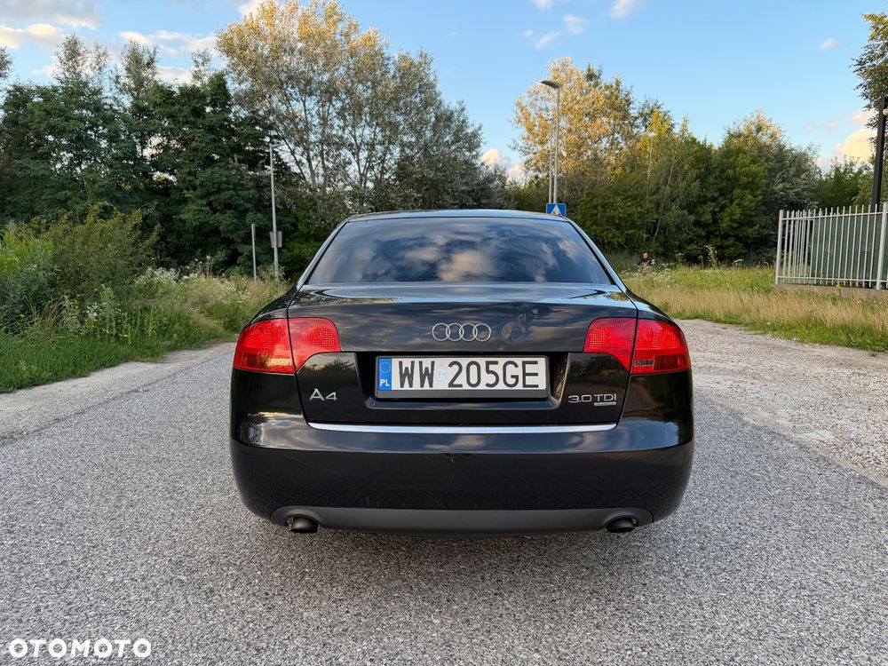 Audi A4 Limousine - 5