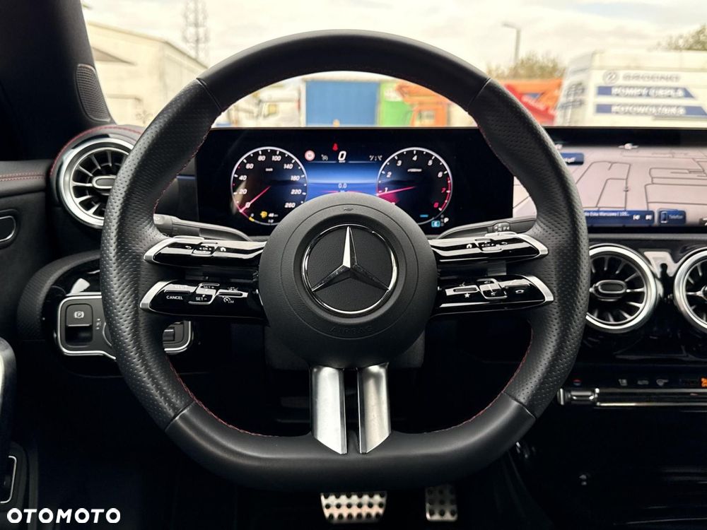 Mercedes-Benz CLA - 20