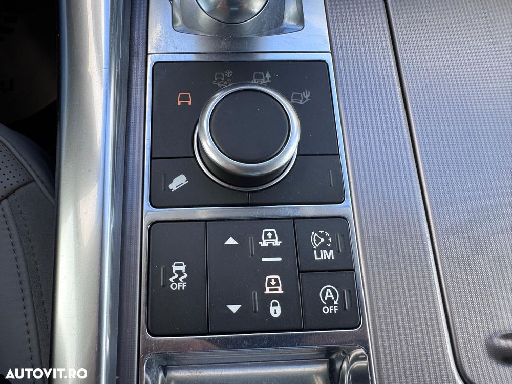 Land Rover Range Rover Sport 3.0 SDV6 HSE - 24