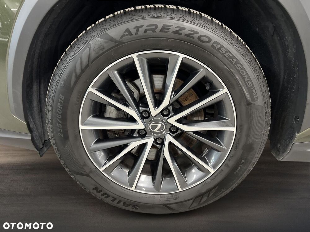 Lexus NX 350h Business AWD - 20