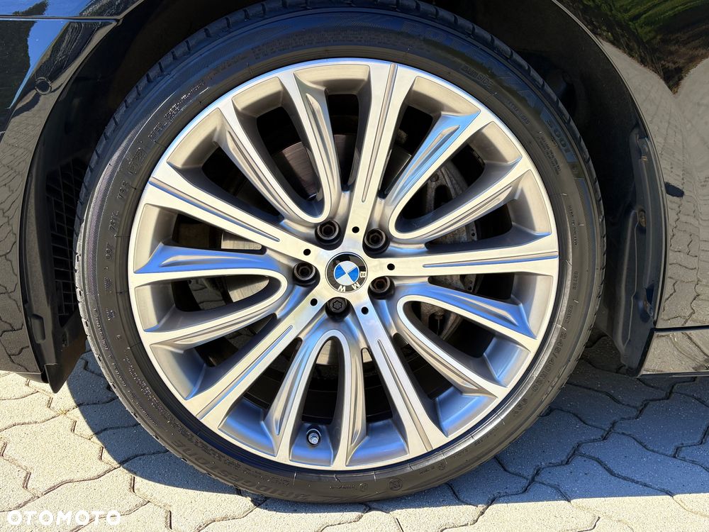 BMW Seria 7 740d xDrive - 16