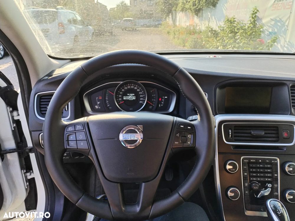Volvo V60 D2 ECO Start-Stop Kinetic - 10
