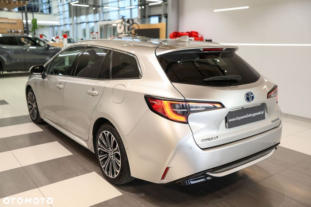Toyota Corolla - 4