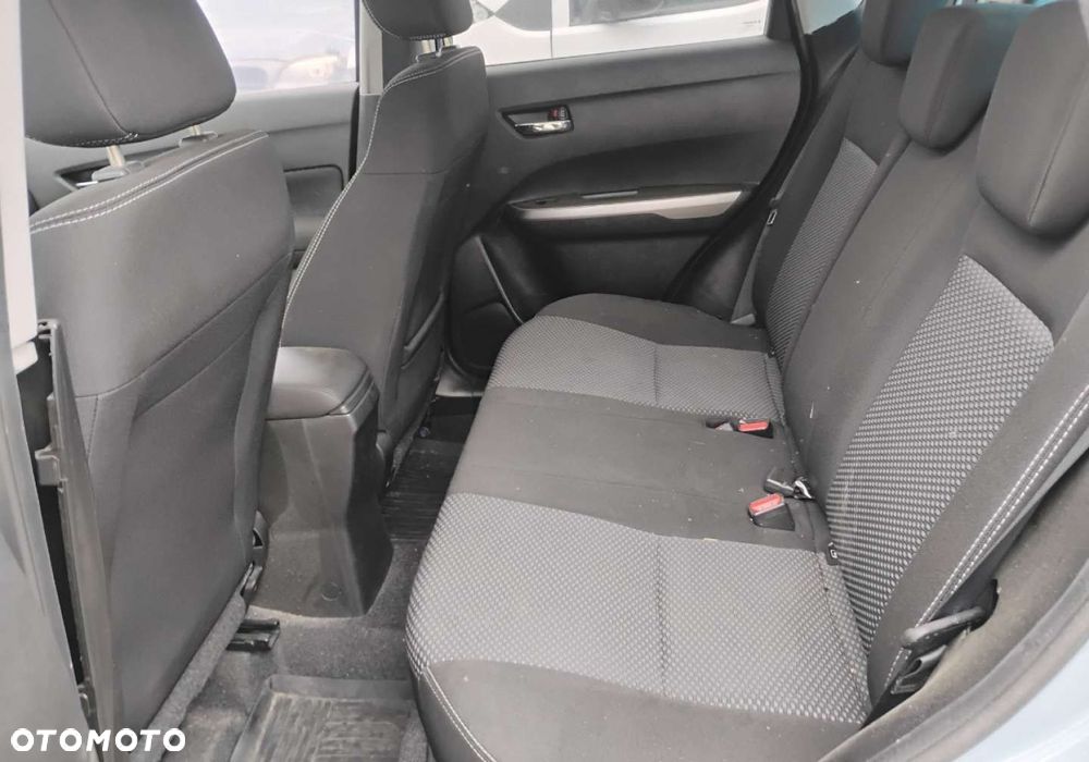 Suzuki Vitara - 10