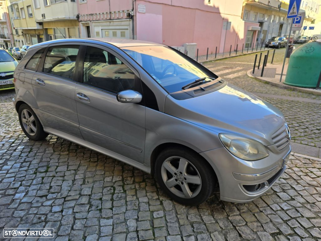 Mercedes-Benz B 200 CDi - 7