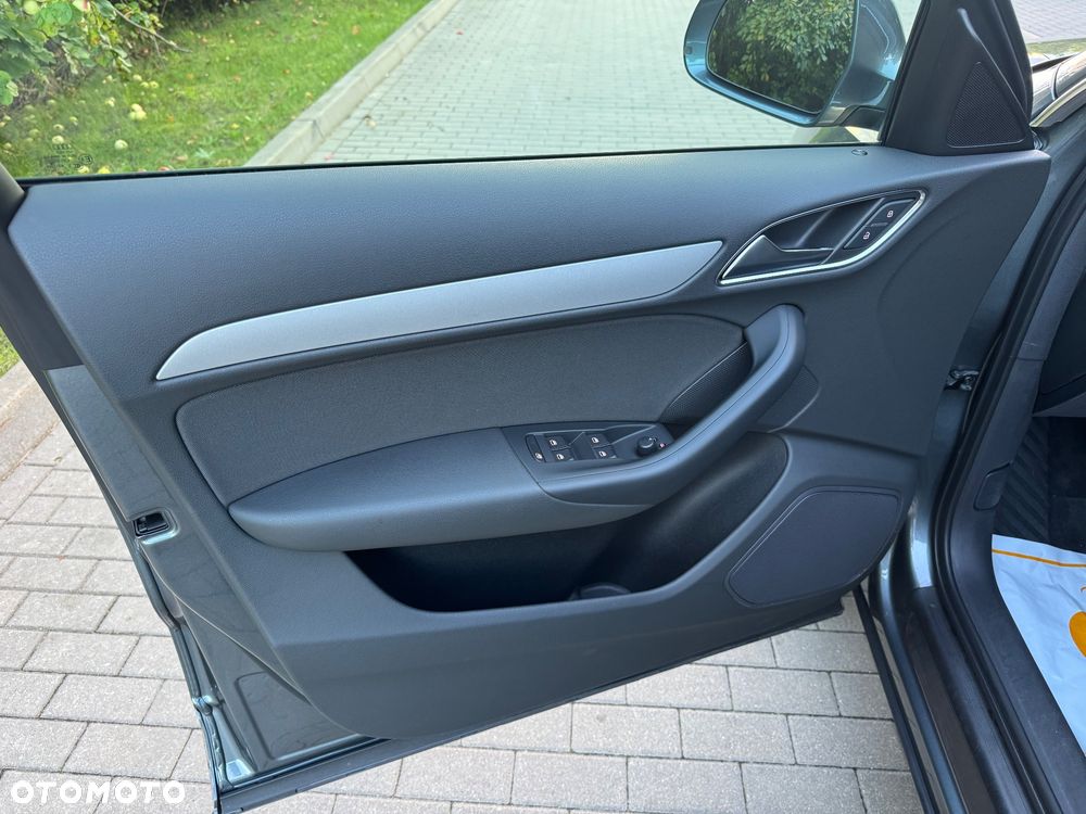 Audi Q3 2.0 TDI Edycja Specjalna - 13