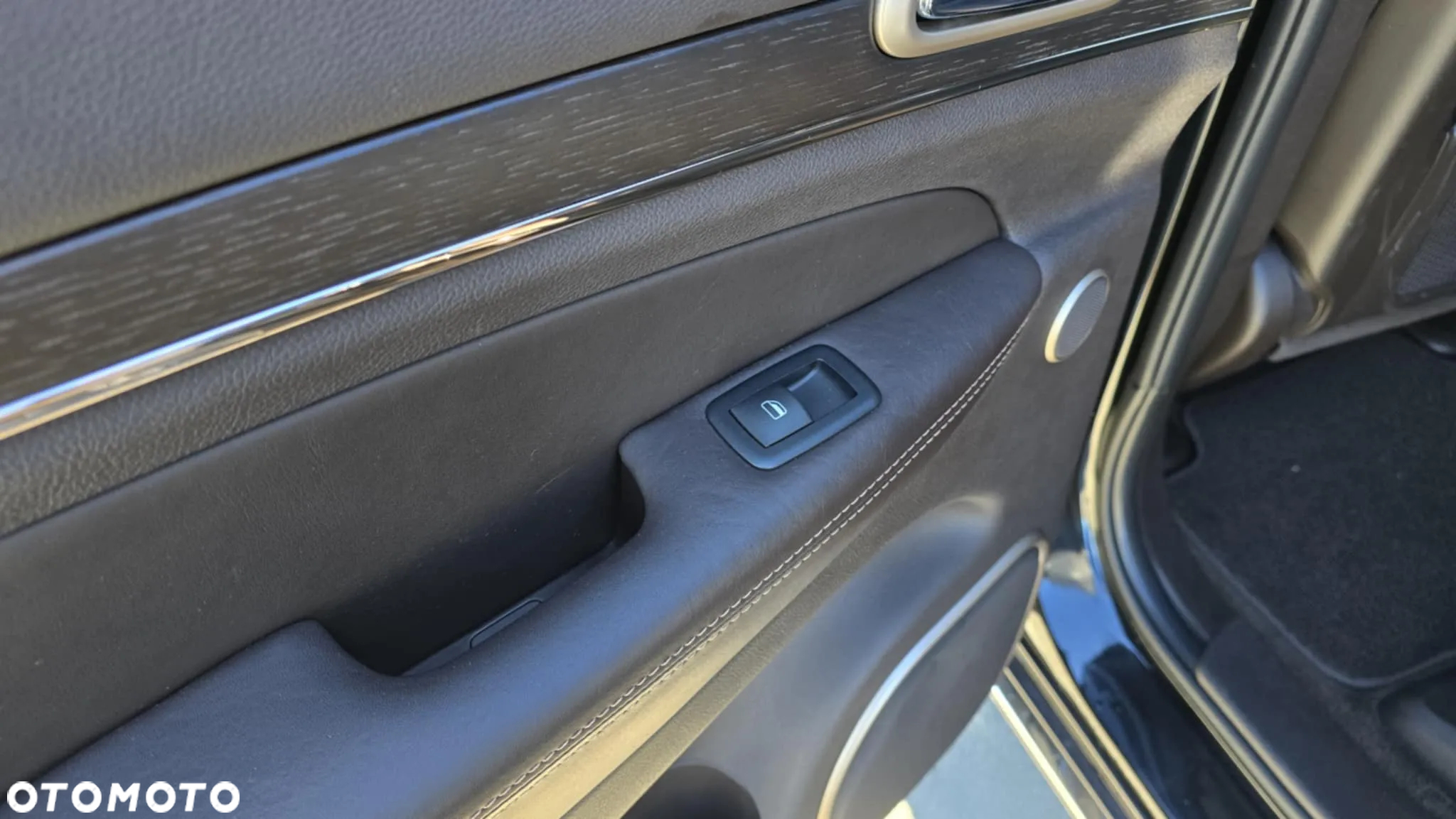 Jeep Grand Cherokee 3.0 CRD Summit - 31