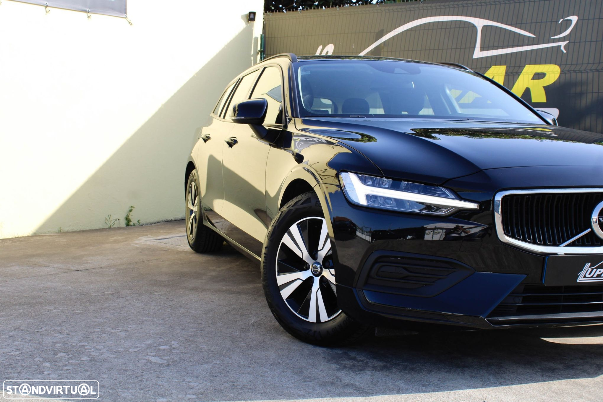 Volvo V60 2.0 D3 - 16