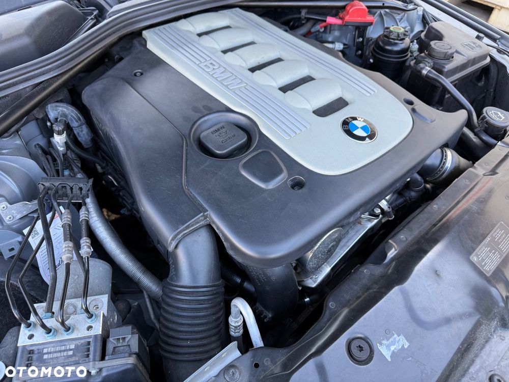 BMW Seria 5 525d Edition Lifestyle - 38