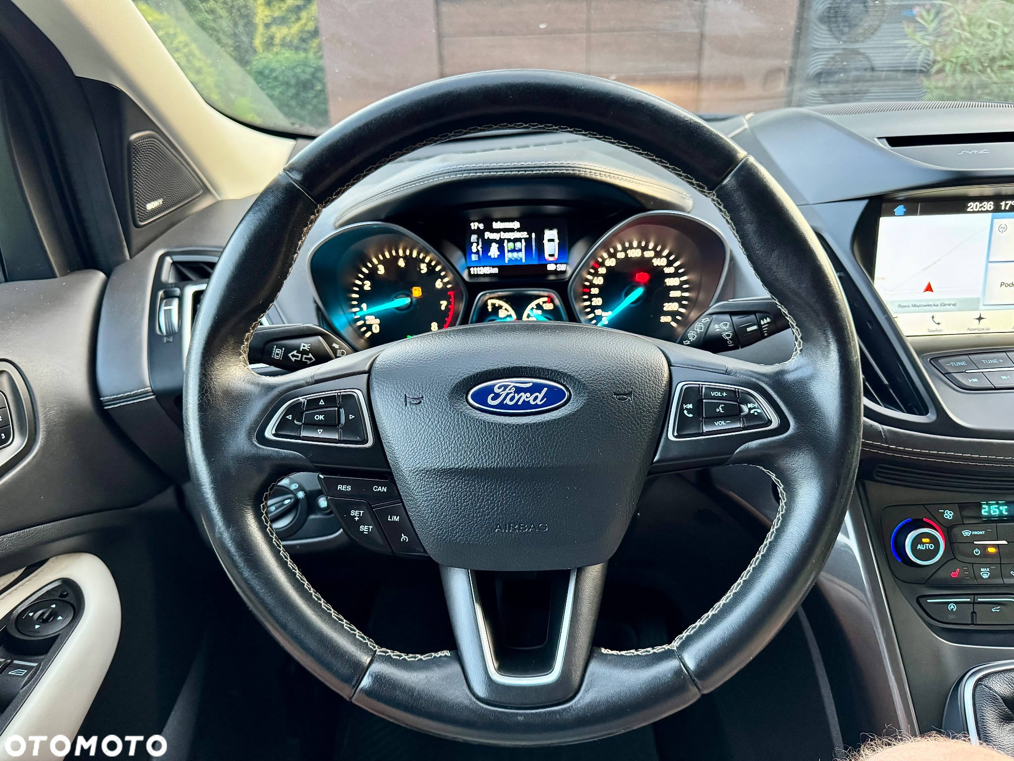 Ford Kuga 1.5 EcoBoost 2x4 Vignale - 24