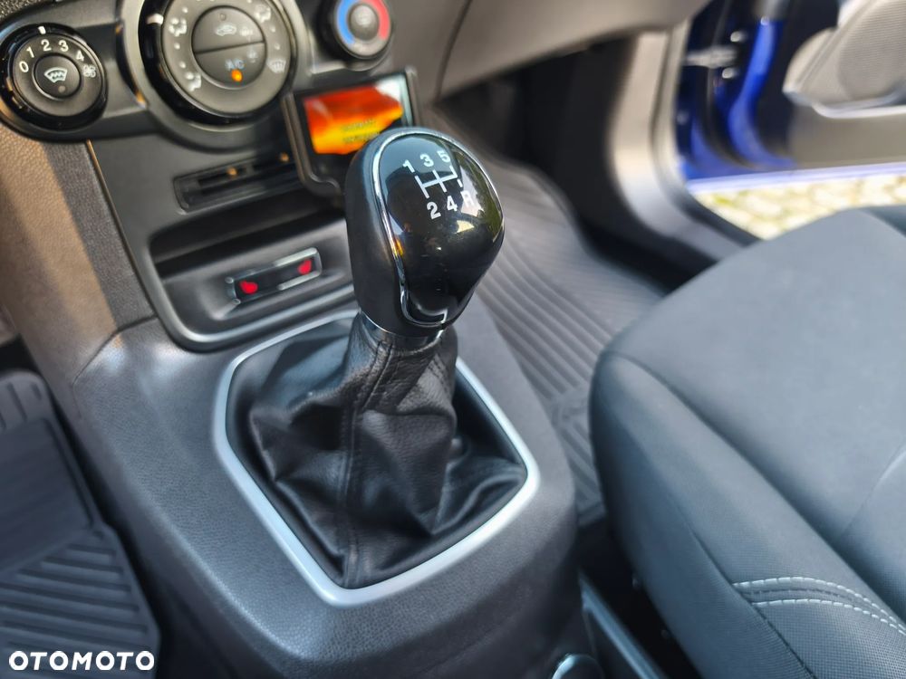 Ford Fiesta 1.25 Celebration - 31