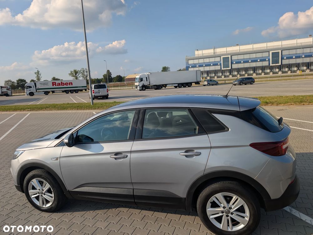 Opel Grandland X 1.2 Start/Stop Business Elegance - 13
