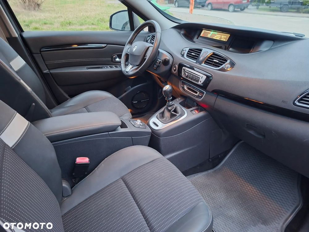 Renault Scenic 1.6 dCi Energy Bose Edition - 12