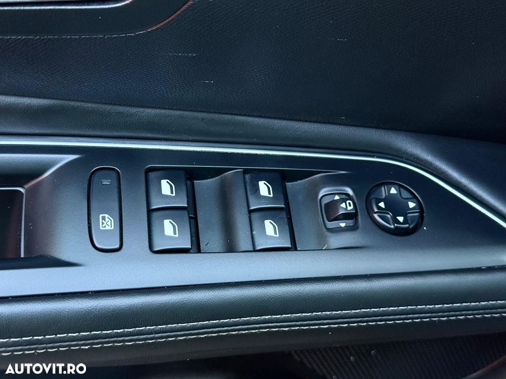 Peugeot 3008 PureTech 130 Stop & Start EAT6 Allure - 12