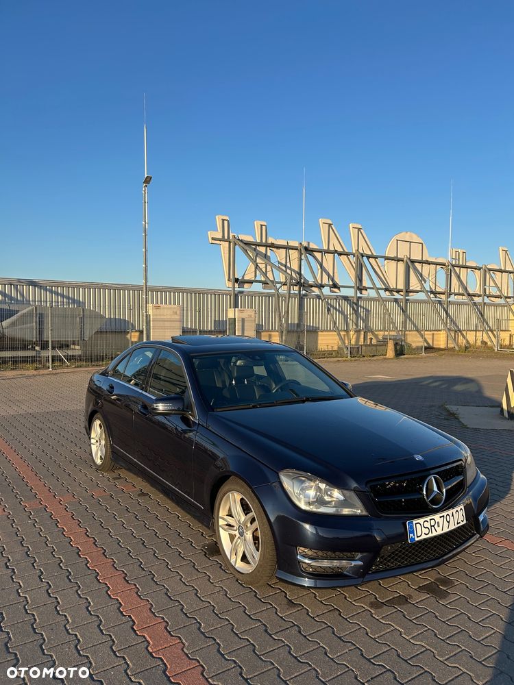Mercedes-Benz Klasa C - 2